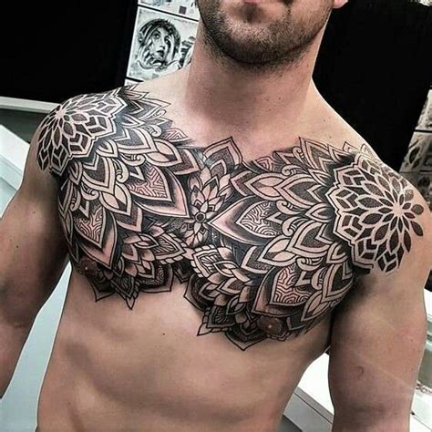 Tatuajes hombre pecho